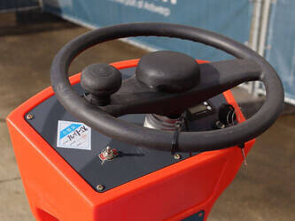 nycheki-cleaning-1300-iii-1427204-45715340