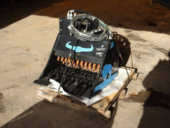 bb32-buffalo-crusher-45715472