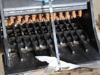 bb32-buffalo-crusher-45715476