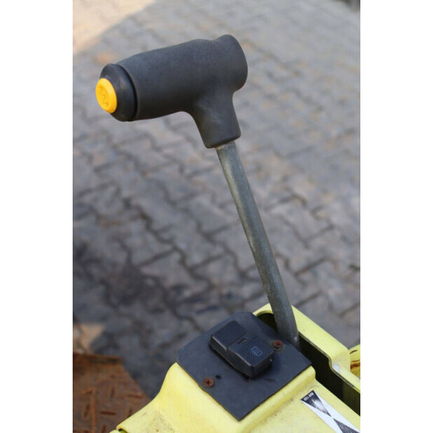 آمان AV12-45715552