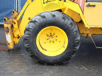 jcb-loadall-520m-2-1427217-45715677