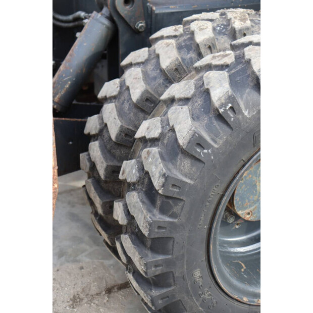 2005 TAKEUCHI TB175W-45715750