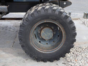 2005-takeuchi-tb175w-45715751