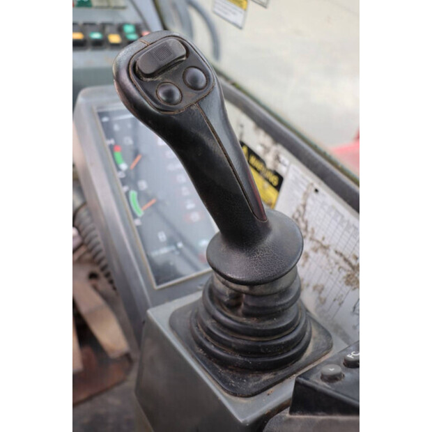 2005 TAKEUCHI TB175W-45715766