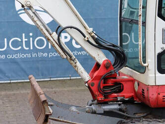 2011-takeuchi-tb219-1427223-45715918