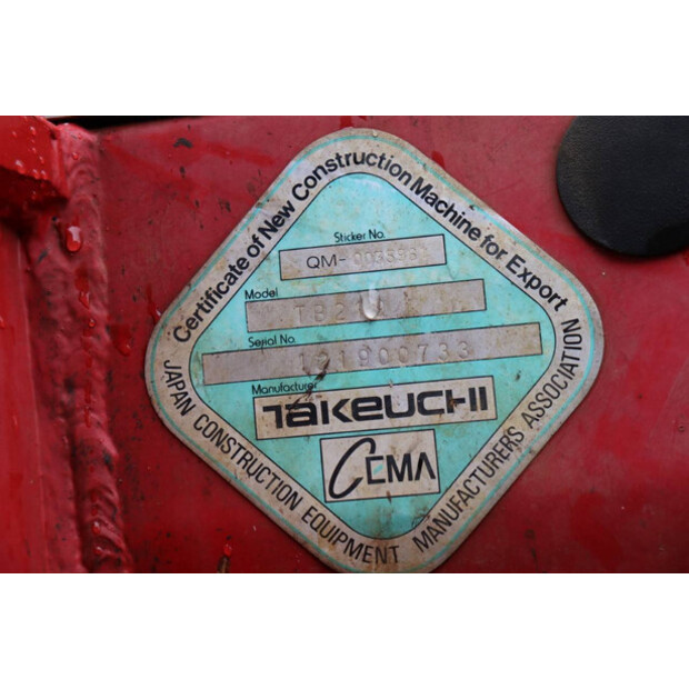 2011 تاكوتشي TB219-45715920