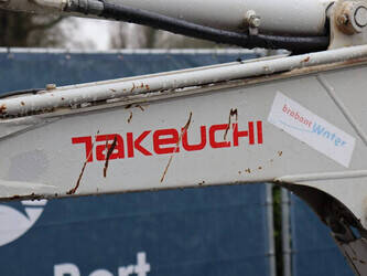 2011-takeuchi-tb219-1427223-45715931