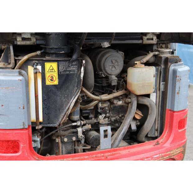 2011 تاكوتشي TB219-45715936