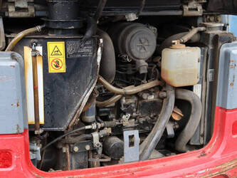 2011-takeuchi-tb219-1427223-45715936