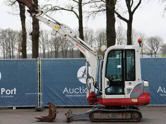 2011-takeuchi-tb219-1427223-45715954