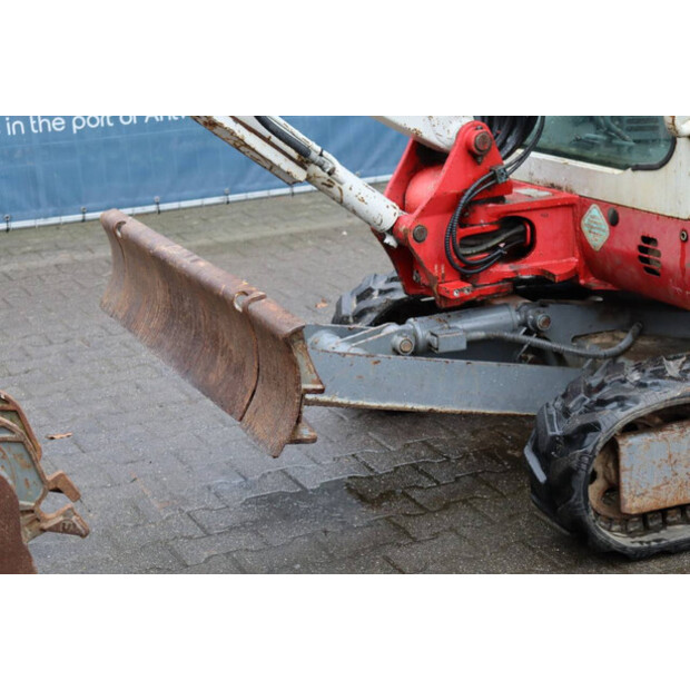 2011 تاكوتشي TB219-45715959