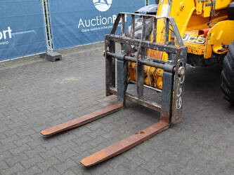 2014-jcb-535-95-1427225-45716021