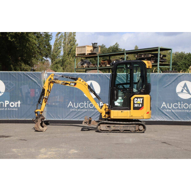 Caterpillar 301.8-45716177