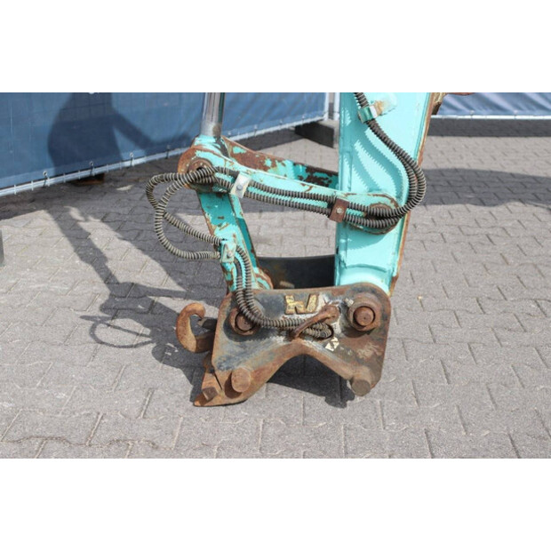 2008 كوبيلكو SK70SR-1E-45716273