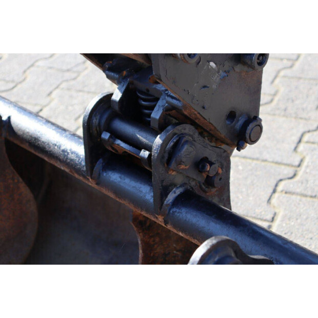 هيونداي ROBEX18-9AK-45716379