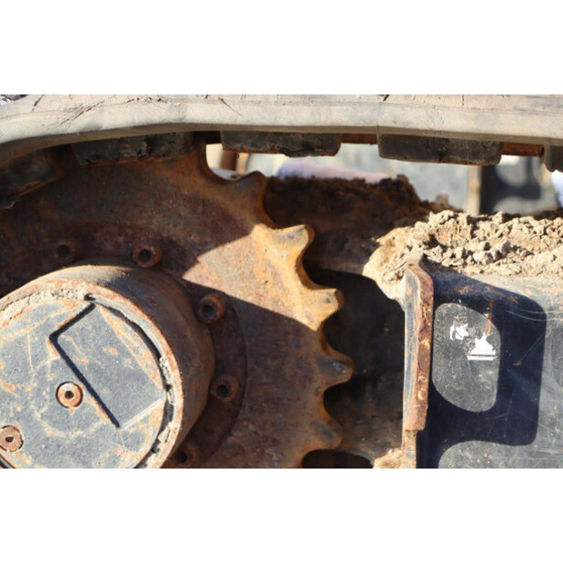 2018 Caterpillar 301.7D-45716491