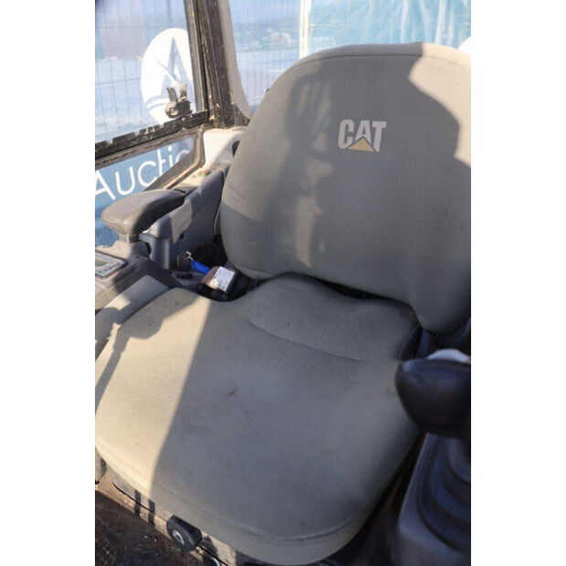 2018 Caterpillar 301.7D-45716496