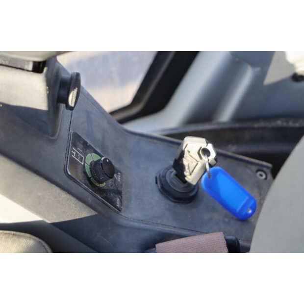 2018 Caterpillar 301.7D-45716503