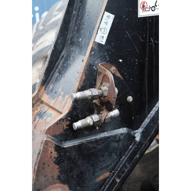 2017 مانيتو MLT 741-140V+ elite-45716590