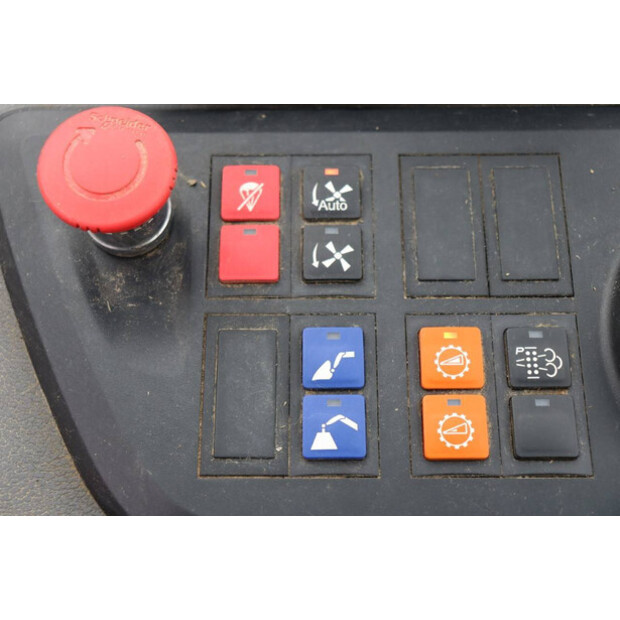 2017 مانيتو MLT 741-140V+ elite-45716615