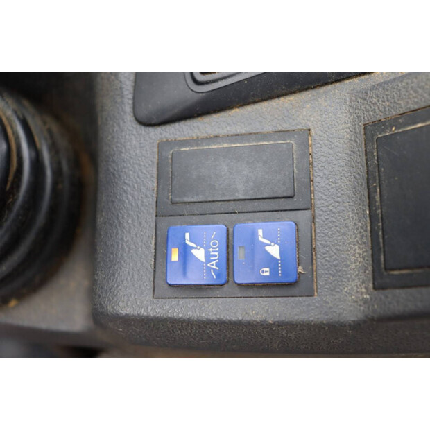 2017 مانيتو MLT 741-140V+ elite-45716619