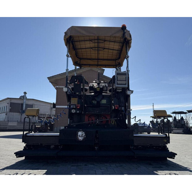 2011 كاتربيلر AP300-45716809