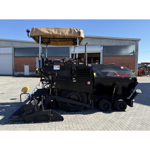 2011 كاتربيلر AP300-45716813