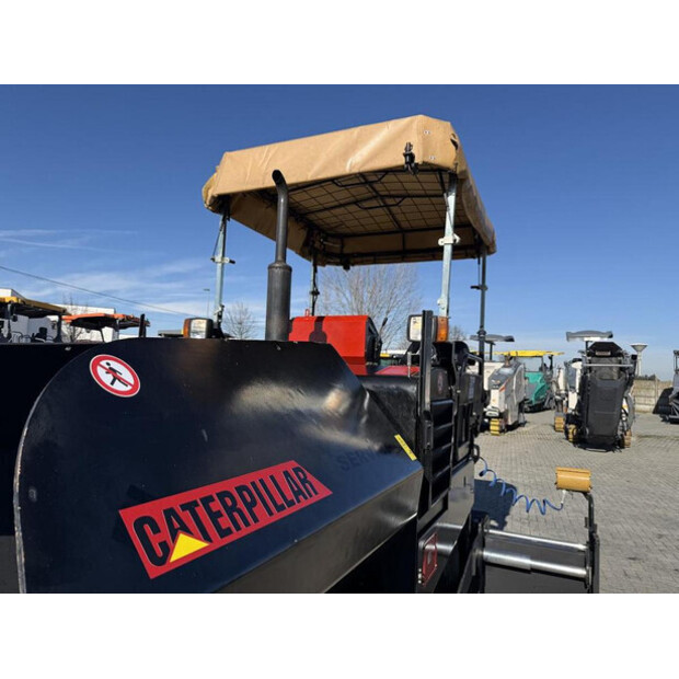 2011 كاتربيلر AP300-45716818