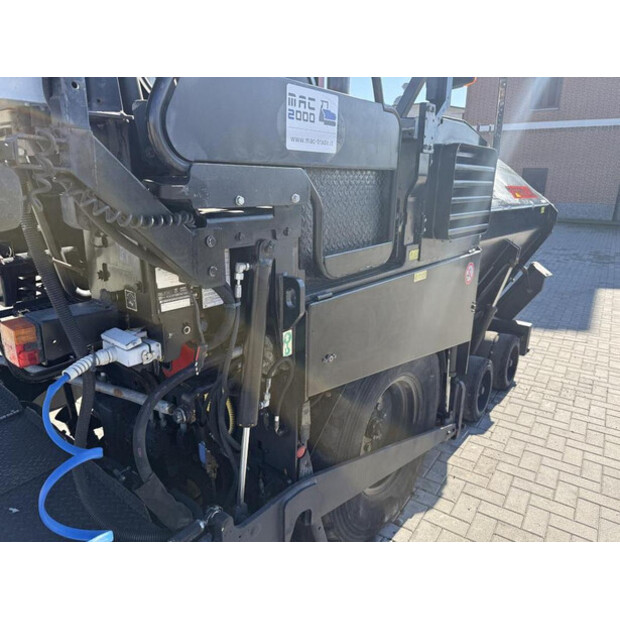 2011 كاتربيلر AP300-45716825