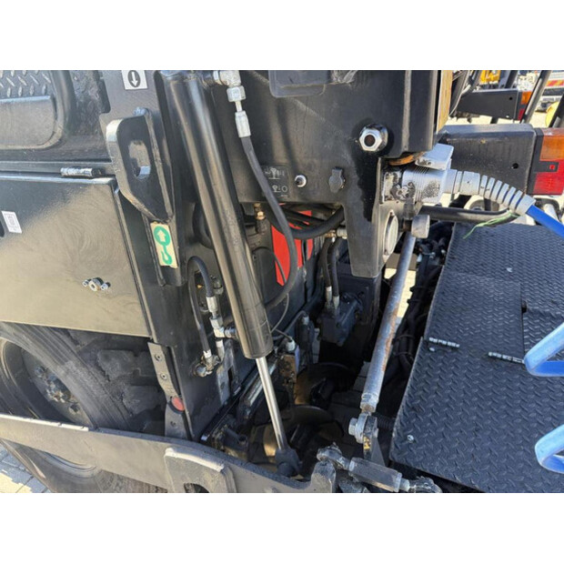 2011 كاتربيلر AP300-45716845