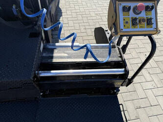 2011-caterpillar-ap300-1427249-45716868