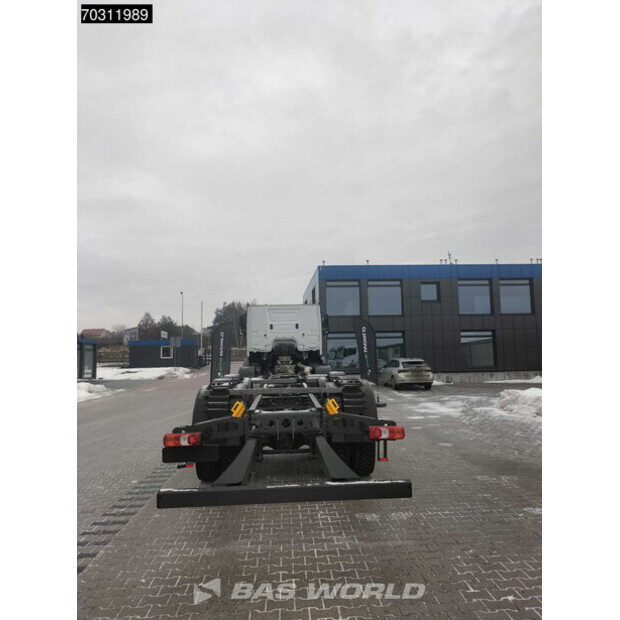 مرسيدس بنز Arocs 4451-45716872