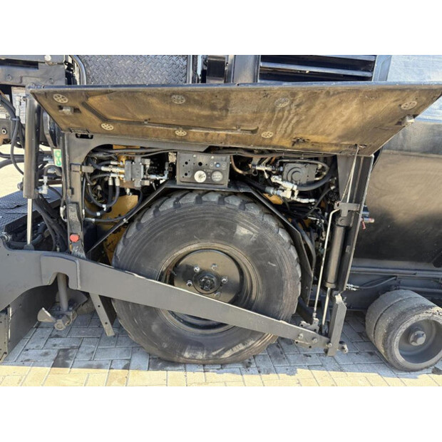 2011 كاتربيلر AP300-45716907