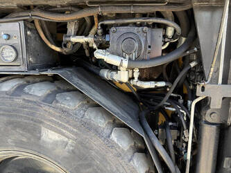 2011-caterpillar-ap300-1427249-45716913