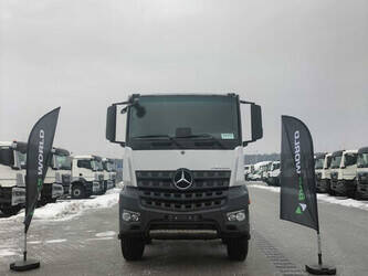 mercedes-benz-arocs-4451-arocs-8x4-new-chassis-steel-suspension-manual-engine-brake-airco-euro-6-45716917