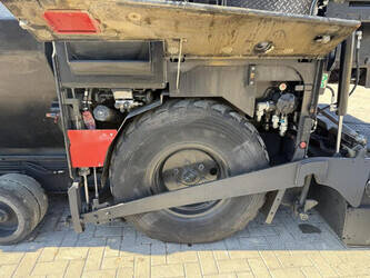 2011-caterpillar-ap300-1427249-45716918