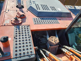 2021-hitachi-zx220lc-1427252-45717021