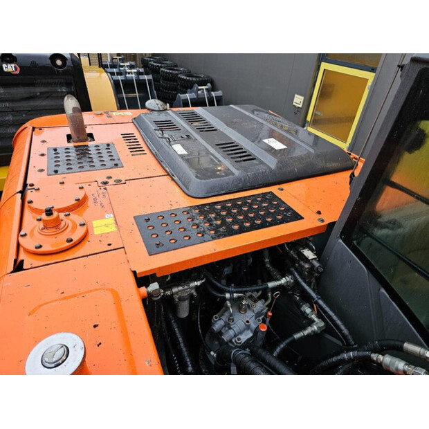 2012 هيتاشى ZX210LCN-3-45717041