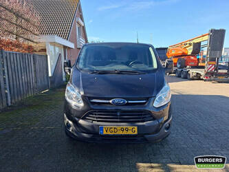 2015-ford-transit-custom-1385751-45717081