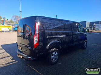 2015-ford-transit-custom-1385751-45717097