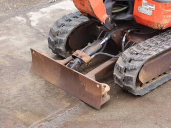 2015-kubota-k008-3-1426281-45717331