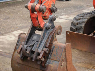 2015-kubota-k008-3-1426281-45717352