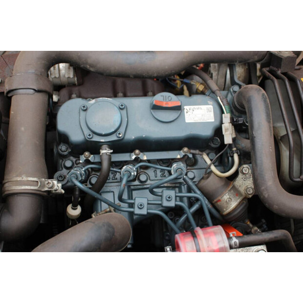 2015 KUBOTA K008-3-45717366