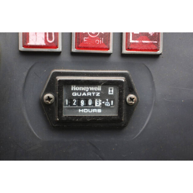 2015 KUBOTA K008-3-45717370