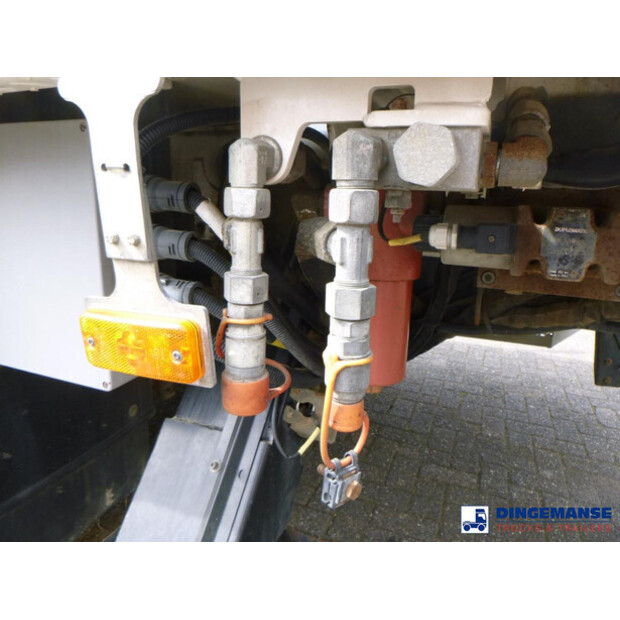 2019 Renault D240-45717451