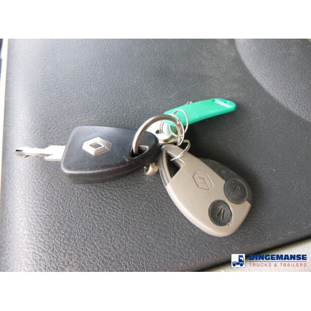 2019 Renault D240-45717472