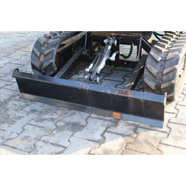 2025 جي بي سي KV15-45717656