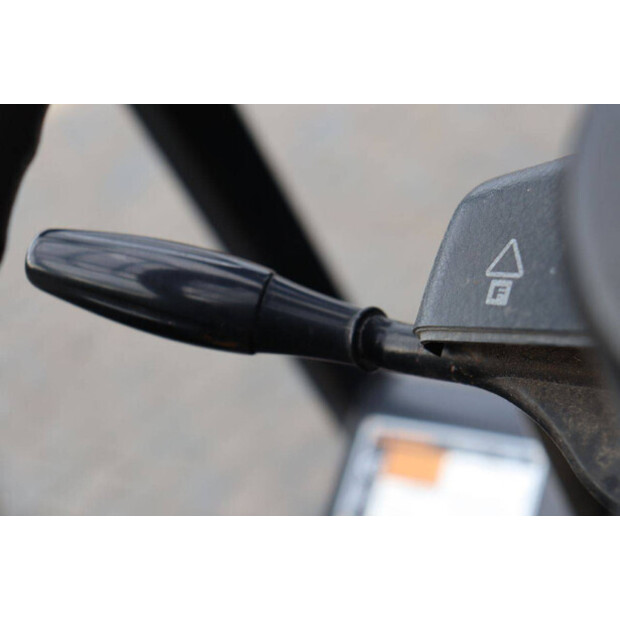 2007 Daewoo G25P-3-45717804