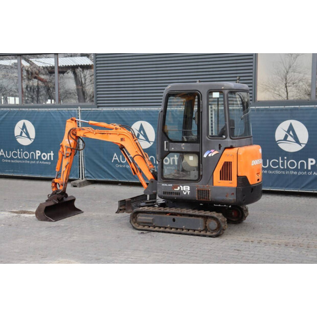 دووسان D18 VT-45717926