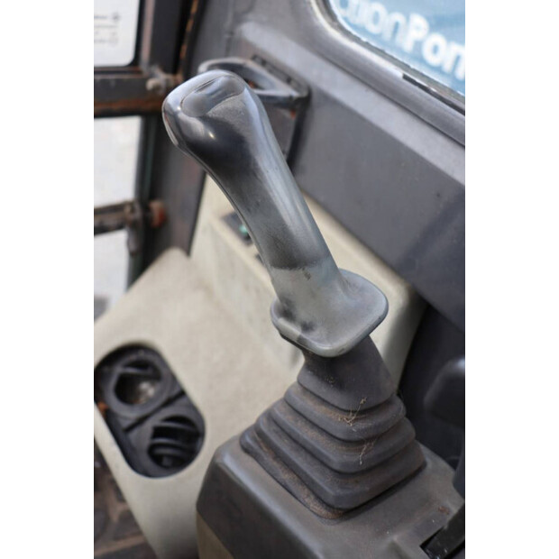 دووسان D18 VT-45717951